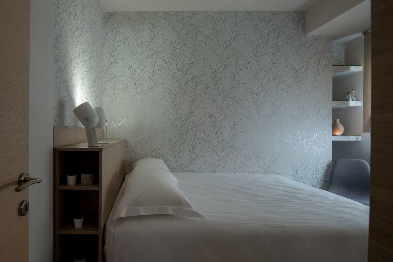 12 Keys Athens Apartments エクステリア 写真